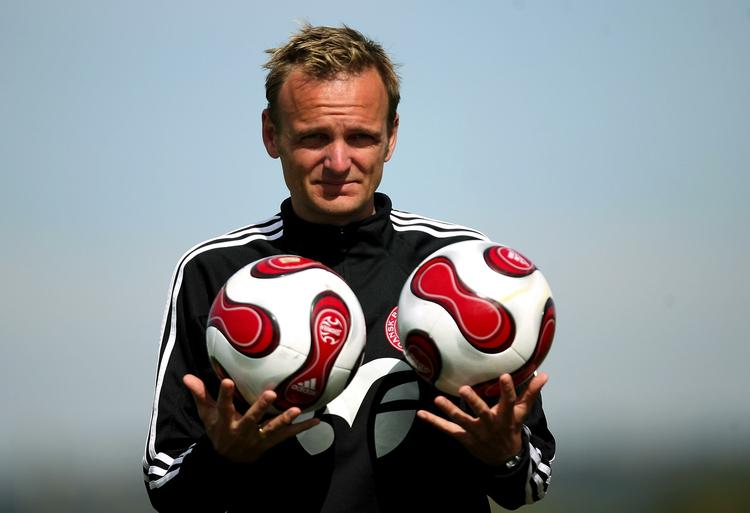 ROS. Kennth Heiner-Møller anerkendes af Fifa for næsten at have ført Danmark til EM-finalen i Sverige. 