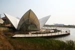 kopi. i den kinesiske Jiangsu-provins har myndighederne bygget det, som er blevet kaldt for en kopi af Operahuset i Sydney 