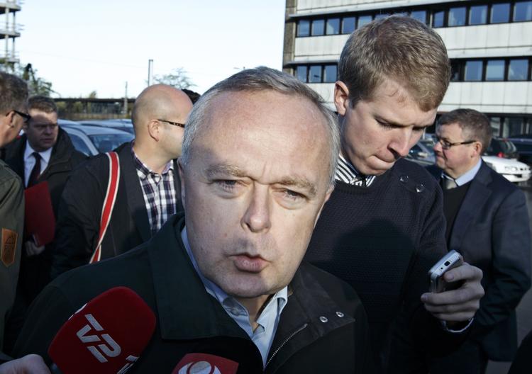 BOGTYVERI. BT's ansvarshavende chefredaktør, Olav Skaaning Andersen, afviser, at BT har stjålet Michael Rasmussens bog, 'Gul Feber'. 