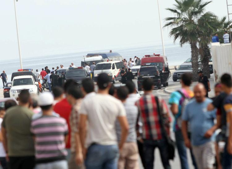 Angreb. Feriebyen Sousse i Tunesien blev ramt af et selvmordsangreb onsdag. Ingen blev dog ramt. 