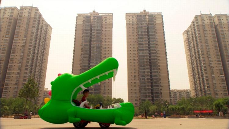 Film. Det er 11. gang, at CPH:DOX løber af stablen. Her ses et billede fra filmen 'Population Boom', som kan ses under festivalens babybio. 