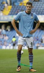 startproblemer. Nicklas Helenius kæmper mod stærke konkurrenter i Aston Villas angreb, mens et par af de andre Premier League-danskere er sat tilbage på grund af skader. 