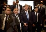 USA's udenrigsminister John Kerry gør det på et pressemøde klart, at det er vigtigt at samarbejde med Egyptens overgangsregering. 