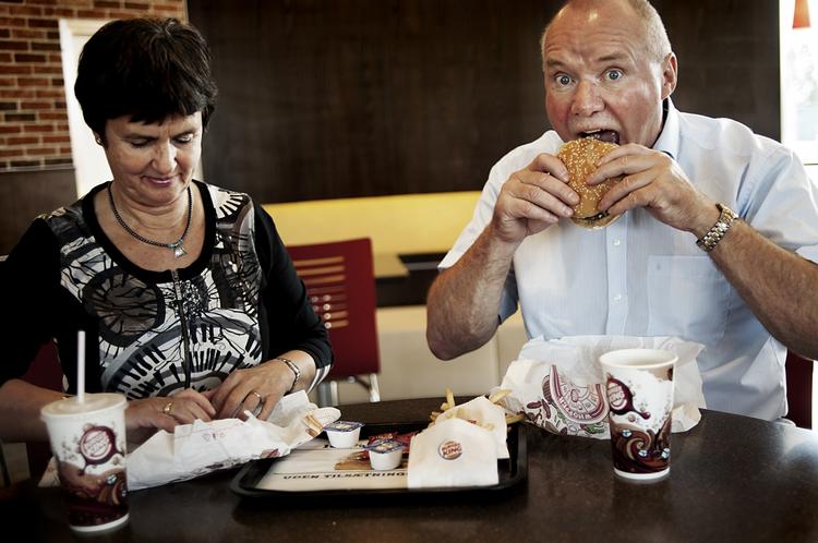 sultne. Anna og Poul Dall fra Sønderjylland har åbnet flere Burger King-restauranter i Danmark. I næste måned åbner en ny i Silkeborg. 