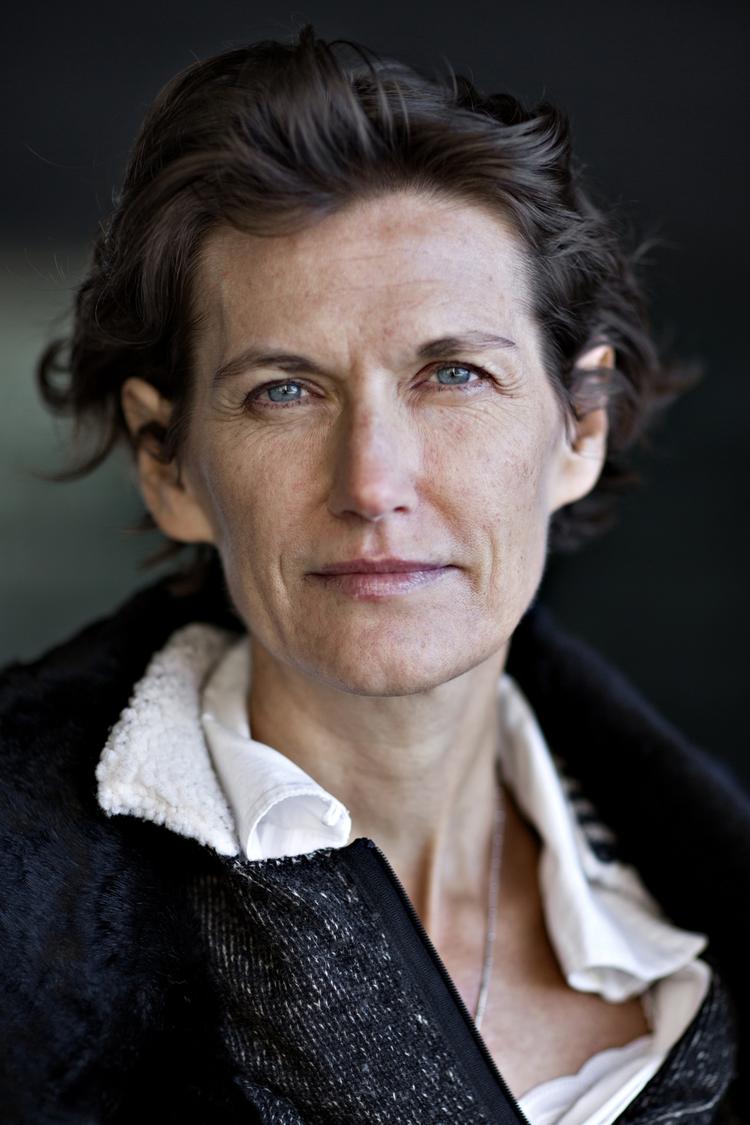 Intellektuel. Den danske forfatter Janne Teller mener ikke, at den internationale protestskrivelse er et slag i luften. 