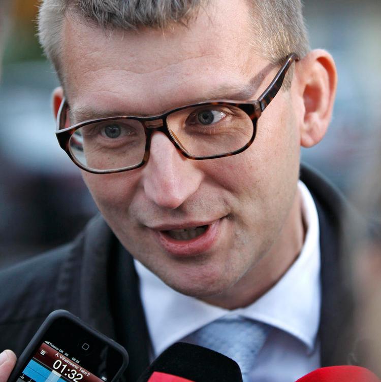 Ligeglad. Tidligere skatteminister Troels Lund Poulsen (V) var ikke særligt interesseret i Thornings skatteforhold, forklarede han kommissionen for et år siden. 18. december skal han vidne igen. 