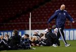 TRÆNING. Et døgn inden kampen mod Galatasaray havde Ståle Solbakken FC København-spillerne til træning i Parken. 