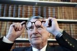 kritiker. Advokat Michael Bjørn Hansen er en af de advokater, som kritiserer Jyske Banks skatterådgivning i DR's dokumentarudsendelse 'I Skattely', der blev sendt i aftes. 