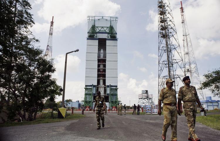 Mission. Også Indien vil være med i kapløbet om et erobre Mars. Tirsdag sendte landet et rubskib mod Mars. 