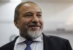 Frikendt. Israels tidligere udenrigsminister Avigdor Lieberman genindtræder i regeringen efter at være blevet frikendt for svindel og embedsmisbrug. 