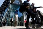 Fald. Fredag vakte Royal Bank of Scotland opsigt, da bankens aktier på en enkelt dag fladt med 7,5 procent. 