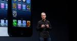 STIKPILLE. Apple distancerer sig fra firmaer, der tjener penge på at indsamle informationer om brugerne, i ny rapport. Eksempler på disse kunne være Facebook og Google, som Apples topchef, Tim Cook (bill.), tidligere har langet ud efter. (Foto: AP Photo/Jeff Chiu) 