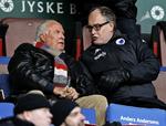 kursfuskere? Flemming Østergaard og Jørgen Glistrup var henholdsvis formand for og direktør i Parken Sport &amp; Entertaintment, da de, ifølge bagmandspolitiet, begik kursmanipulation i 2007 og 2008. 