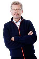 Panik. Hvor mange sømandstrøjer er der i spil? Hvilken er den rigtige? Og har Frank Jensen lånt sin trøje? 