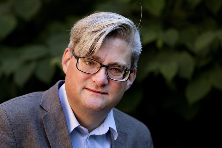 Støtter. En skeptisk Søren Pind støtter dansk initiativ i Syrien. 