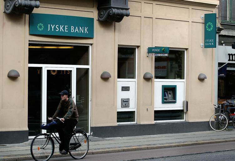 Rådgivning. Det virker bestemt, som om Jyske Bank trænger til at rydde op, selv om banken ikke har erkendt det endnu. 