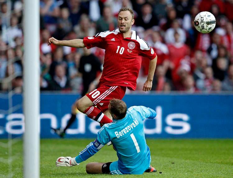 raketten. Dennis Rommedahl har spillet 125 landskampe for Danmark. 