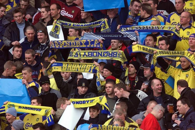 fans. Især Brøndby har oplevet en markant tilskuerfremgang, efter at den sportslige optimisme er begyndt at blomstre i klubben 