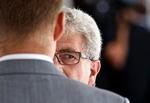 moral. Skatteminister Holger K. Nielsen vil opruste skattemoralen gennem et nyt etisk skatteudvalg, hvor myndigheder og skatterådgivere sammen udvikler et etisk kodeks for al dansk skatterådgivning. 