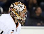 Plankeværk. Frederik Andersen har været storspillende i sin første sæson: 6 af 7 kampe er vundet - og der scores i gennemsnit blot 1,66 mål mod ham per kamp. 
