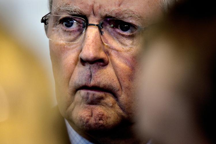 Dødsfald. Hans Skov Christensen, direktør for DI gennem mange år, er død. 