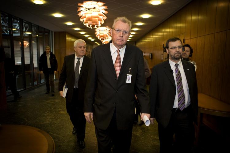OK-PARTER. Thorkild E. Jensen (til højre) var som Dansk Metals forhandler tæt på Hans Skov Christensen fra Dansk Industri både dag og nat, når industriens overenskomster skulle på plads. 