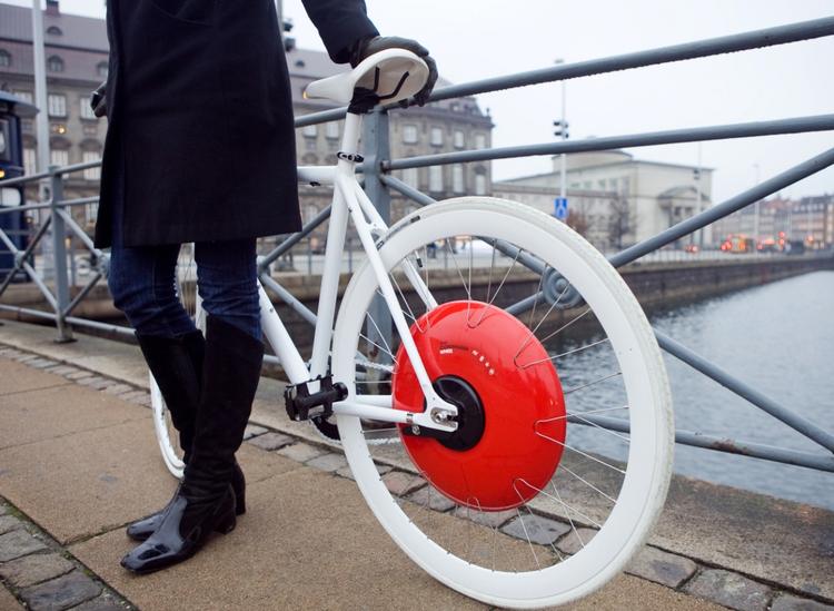 SMART. Få hjælp til at træde cyklen - og få vigtige informationer om ruten samtidig på din smartphone. 