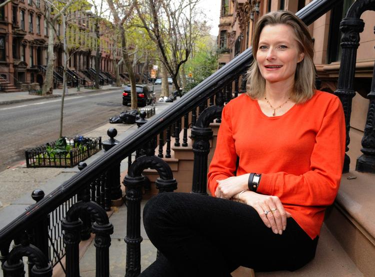 Tweeting. Jennifer Egan bruger sjældent selv Twitter, men er fascineret af de skrivemæssige udfordringer, som mediet giver hende som forfatter. 