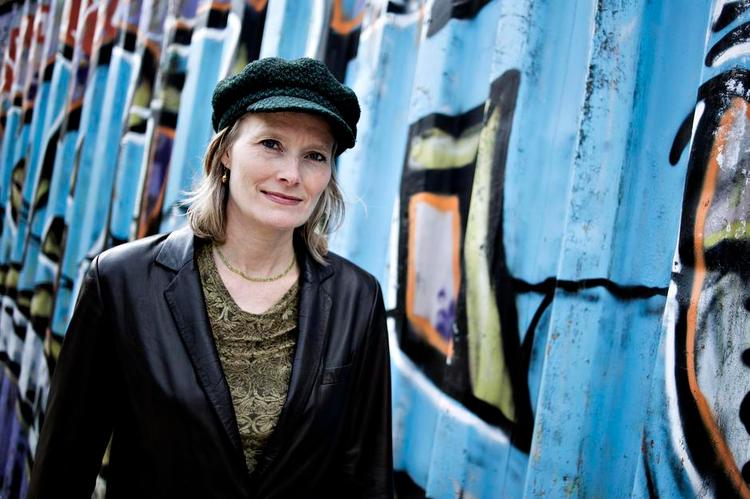 Eksperiment. Jennifer Egan har tidligere vundet to af USAs største bogpriser: Pulitzerprisen og National Book Critics Circle Awards. Hendes twitter-roman 'Sort Boks' er et eksperiment, siger hun selv. 