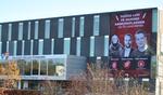 Ommer. Danmarks største valgplakat med Danmarks 'største' stavefejl. 