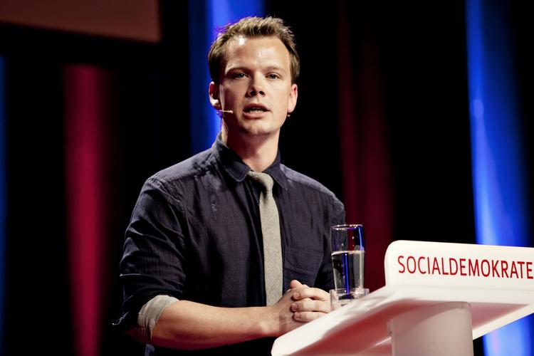 Tænk. S-folketingskandidaten Peter Hummelgaard Thomsen langer ud efter Enhedslisten. 