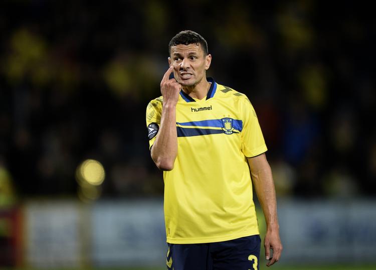 INDKØB. Da Khalid Boulahrouz var uden kontrakt kunne han købes uden for transfervinduet, men Brøndby har ikke de store planer, når der igen kan handles i vinterpausen. 