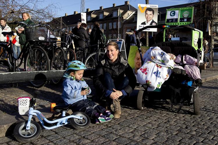 kv13. Selv om rigtig mange af dem taler om job og udvikling i kommunen, handler valget om visioner og politisk lederskab, skriver Dan Jørgensen. 