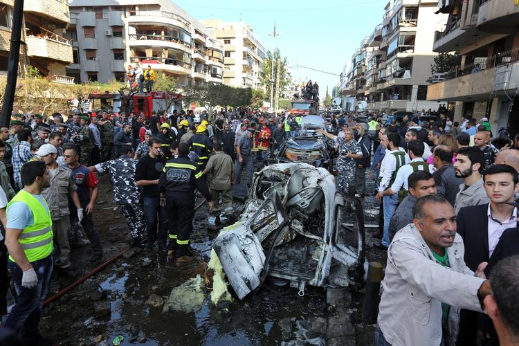 Beirut. Hele området omkring den iranske ambassade i Beirut er nu 