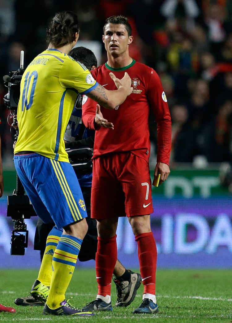 VM-afgørelse. Zlatan Ibrahimovic (tv) og Sverige skal score, for at hold eliv i VM-håbet. 
