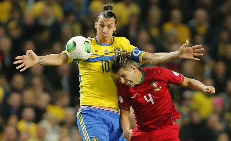stjernekrig. Zlatan Ibrahimovic var rigtig god for Sverige i kampen mod Portugal, men Cristiano Ronaldo var bare bedre. 