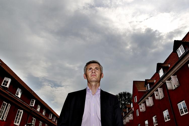 Spionage. Det er første gang, at efterretningschefen Thomas Ahrenkiel løfter sløret for en del af den omfattende danske spionage i udlandet. 