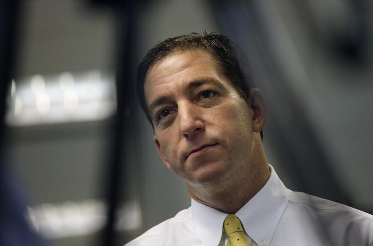 AFSLØRING. Glenn Greenwald skrev om USA's intensive overvågning af resten af verden efter at have fået dokumentation for spionagen fra whistlebloweren Edward Snowden. 