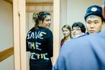 Glæde. Den 26-årige danske styrmandselev Anne Mie Roer Jensen i retten i går i Sankt Petersborg, da hun fik at vide, at hun ville blive løsladt. 