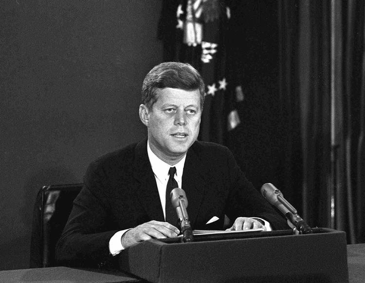 cop19. Mit håb er, at den amerikanske præsident Obama efter hans klima-tale på Georgetown University denne sommer vil tage arven op fra Kennedy og levere globalt lederskab, skriver Dan Jørgensen. Her foto af John F. Kennedy fra 22. oktober 1962. 