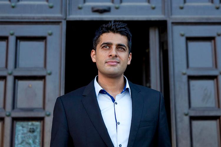 Partihop. Ikram Sawar hopper fra Socialdemokratern i København til de radikale. 