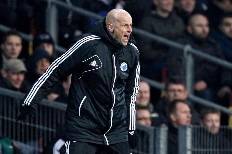 udebane. FCK's cheftræner, Ståle Solbakken, har taktikken klar til opgøret mod de italienske mestre fra Juventus. 