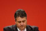 Regeringsdannelse. SPD-formand Sigmar Gabriel forhandler med Merkel om regeringsgrundlag. 