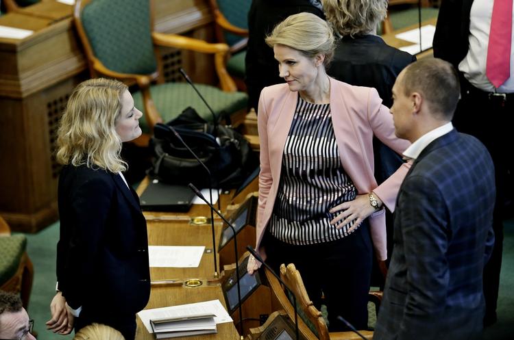 Uenige. Helle Thorning-Schmidt (S) og Johanne Schmidt-Nielsen er ikke enige om meget. 