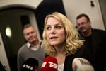 forhandlinger.  I regeringen mener man, at hele forløbet viser, at Enhedslisten blev fanget i sit eget spin(d). 