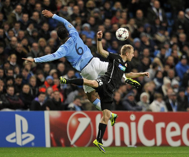 VIDERE. Halvdelen af de 16 hold til ottendedelsfinalerne er fundet. Manchester City er et af dem. 