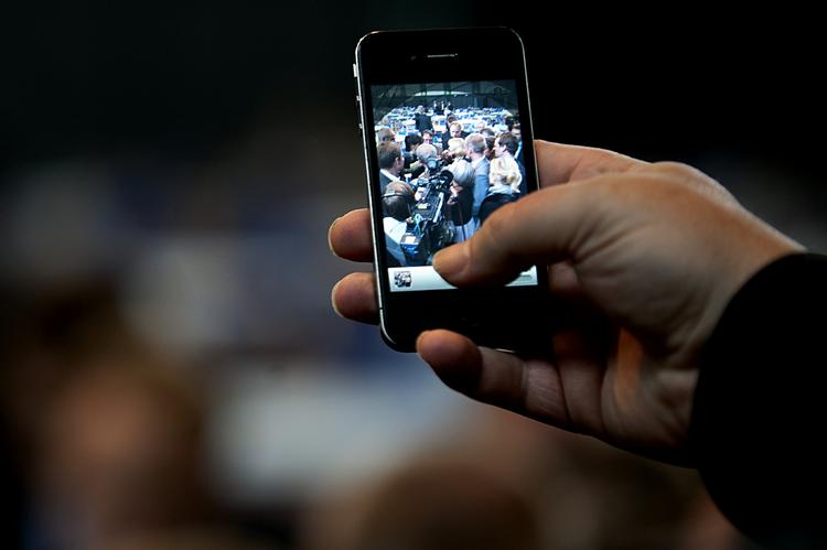 Optag. Du kan nu optage videoer på Instagram, tilføje effekter og dele dem med dine følgere 