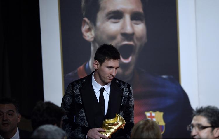 Nyt. Det er første gang i fem år, at Lionel Messi er ramt af en længerevarende skade. 