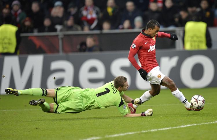 0-5. Ydmygelsen af Bayer Leverkusen blev fuldendt af Nanis elegante scoring til 5-0. 