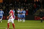 1-0. Efter 18 minutter førte Esbjerg 1-0 på den første af to scoringer af Mick van Buren. 